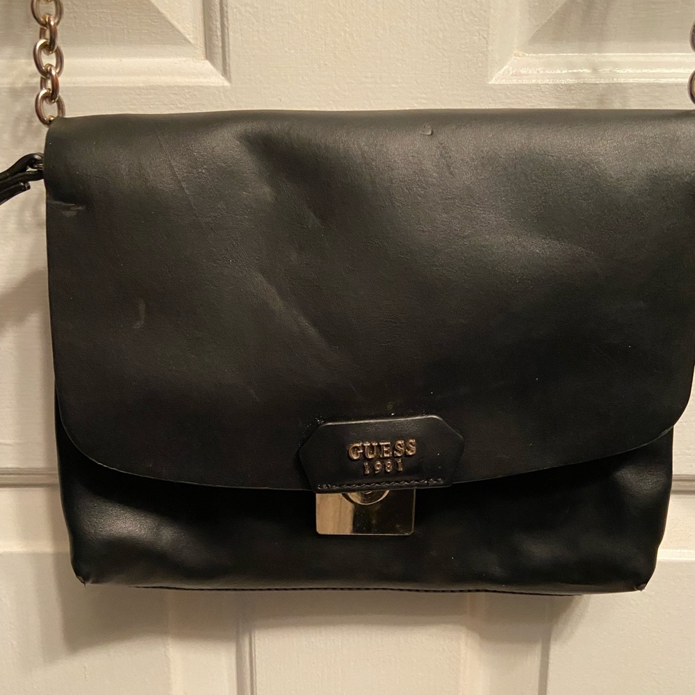 GUESS ladies Black Leather shoulderBag